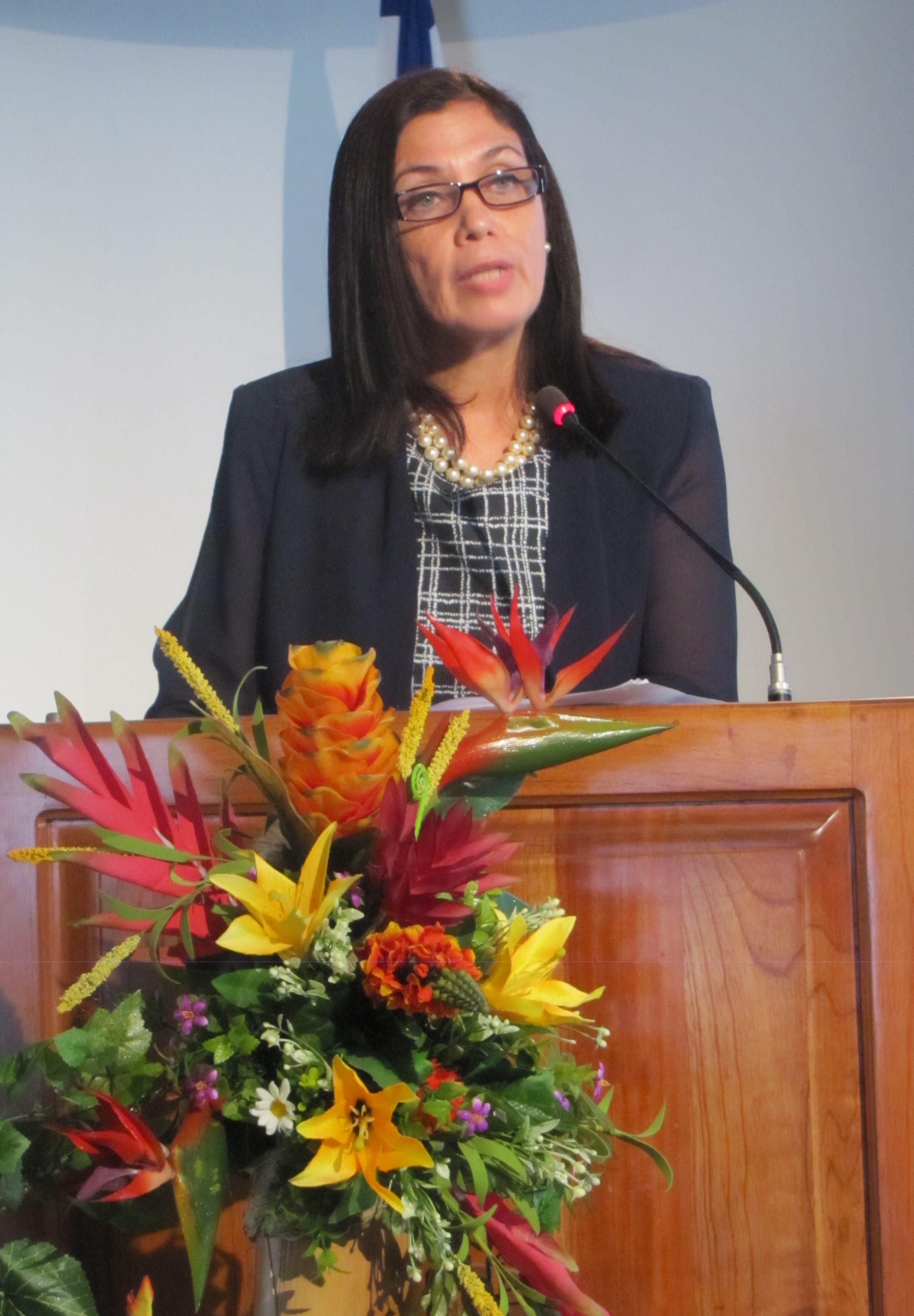Evelyn Guitiérrez, administradora del Centro Universitario de Puntarenas.
